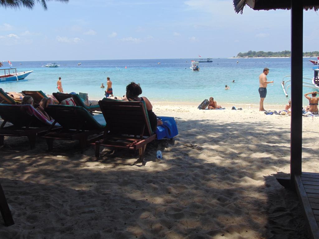 Brother Bungalow Gili Trawangan Extérieur photo