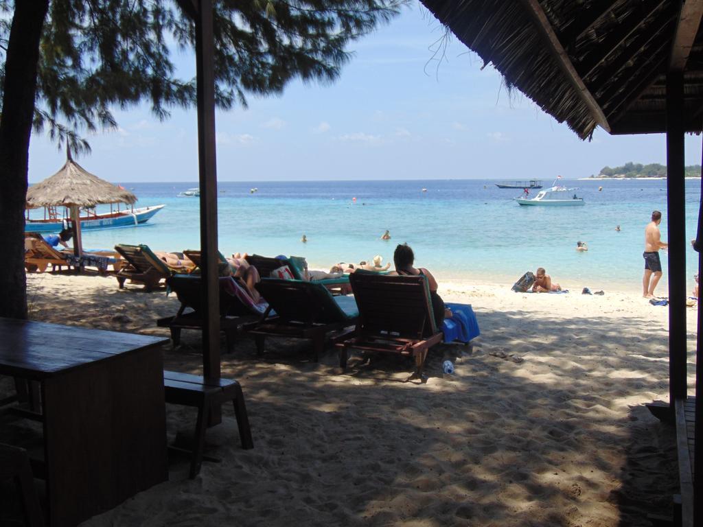 Brother Bungalow Gili Trawangan Extérieur photo