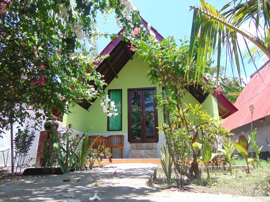 Brother Bungalow Gili Trawangan Extérieur photo