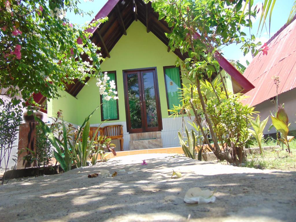 Brother Bungalow Gili Trawangan Extérieur photo